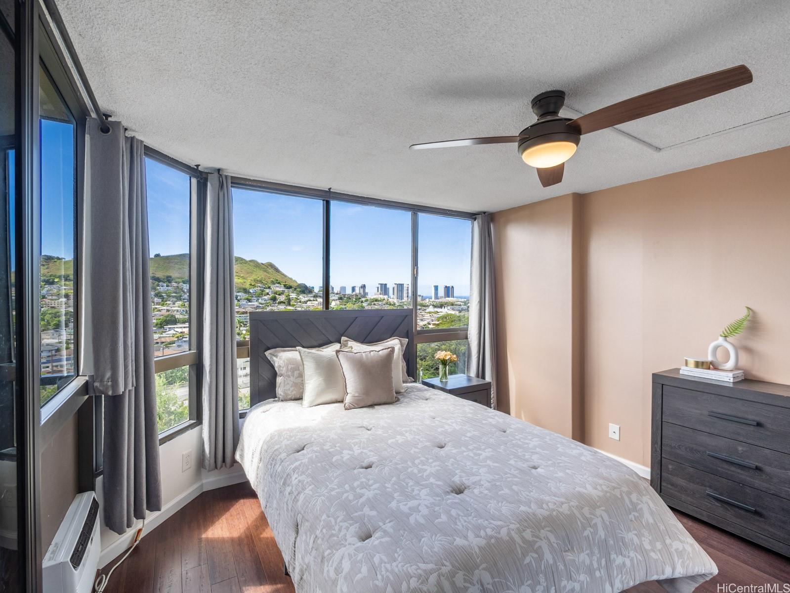 55 S Judd Street  Unit 1303