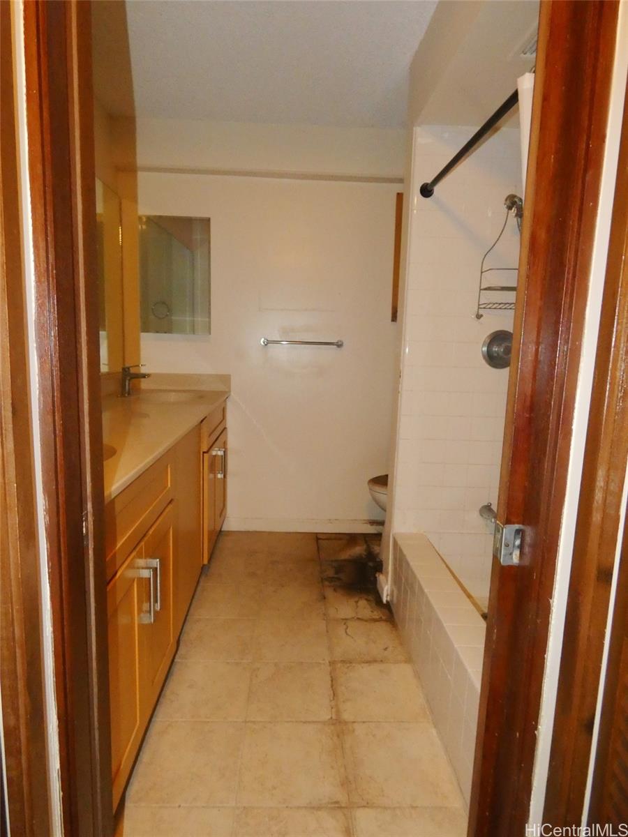 1655 Makaloa Street  Unit 2203