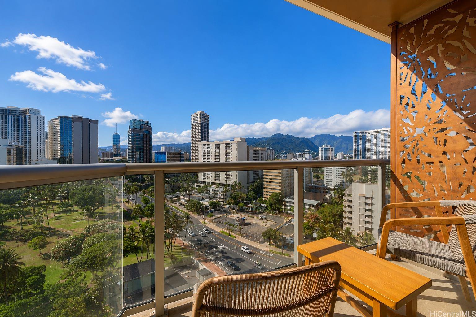 2045 Kalakaua Avenue 1204