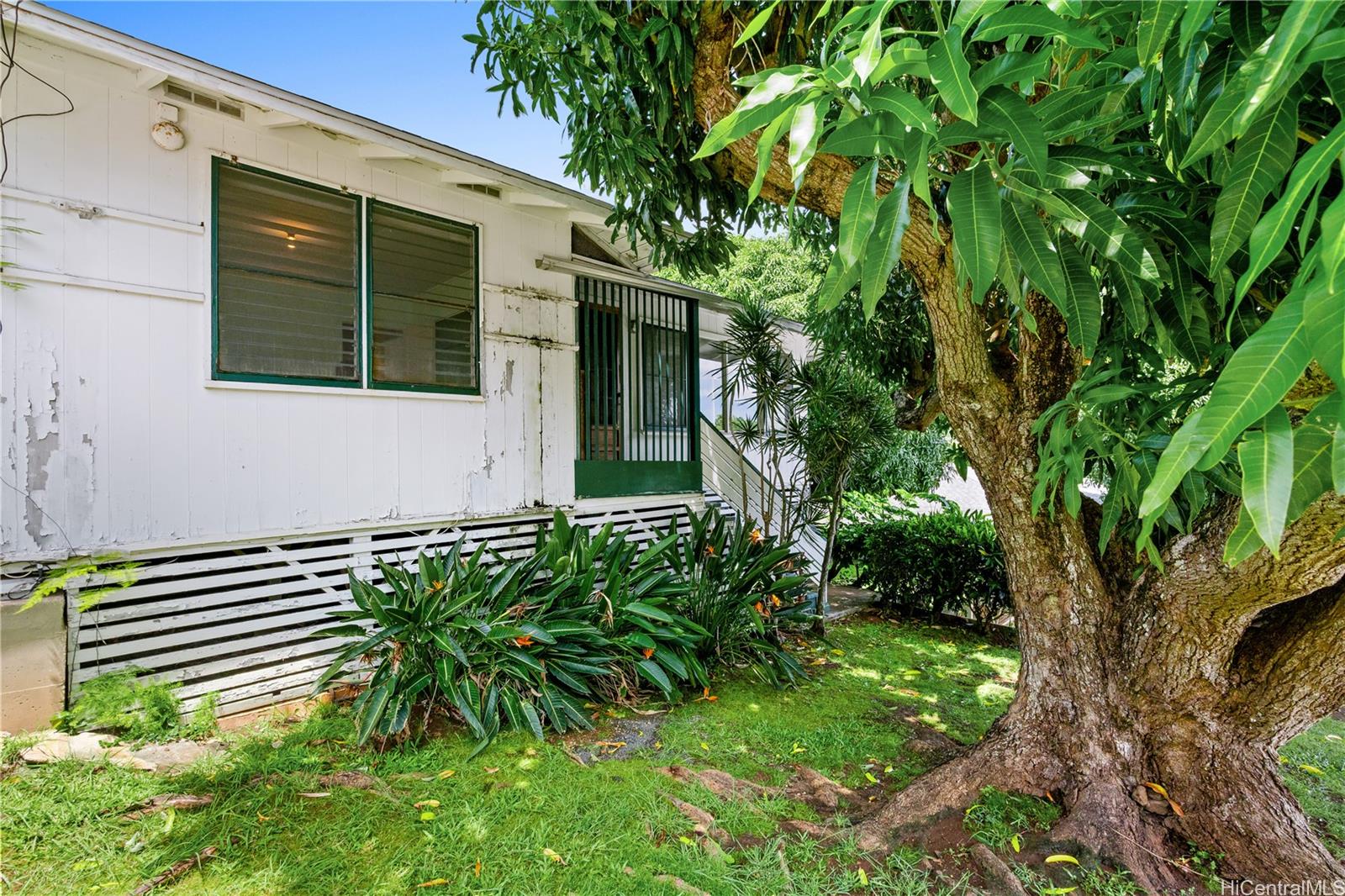 3262 Kikilia Place