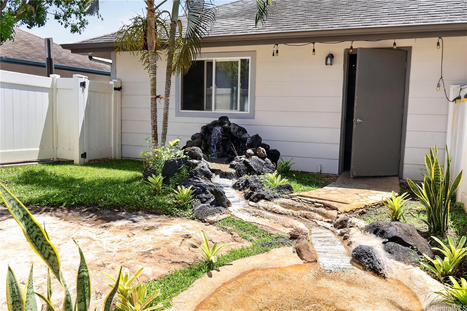 91-1091 Kaileolea Drive  Unit 2F1