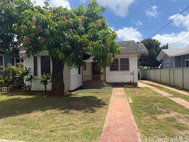 1311 Farrington Street