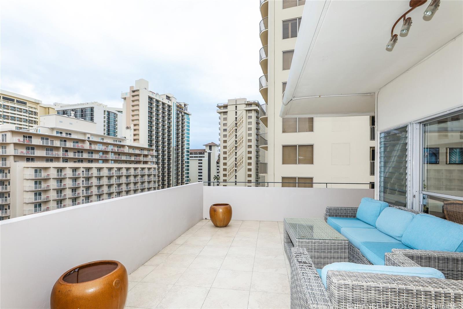 247 Beach Walk 1101