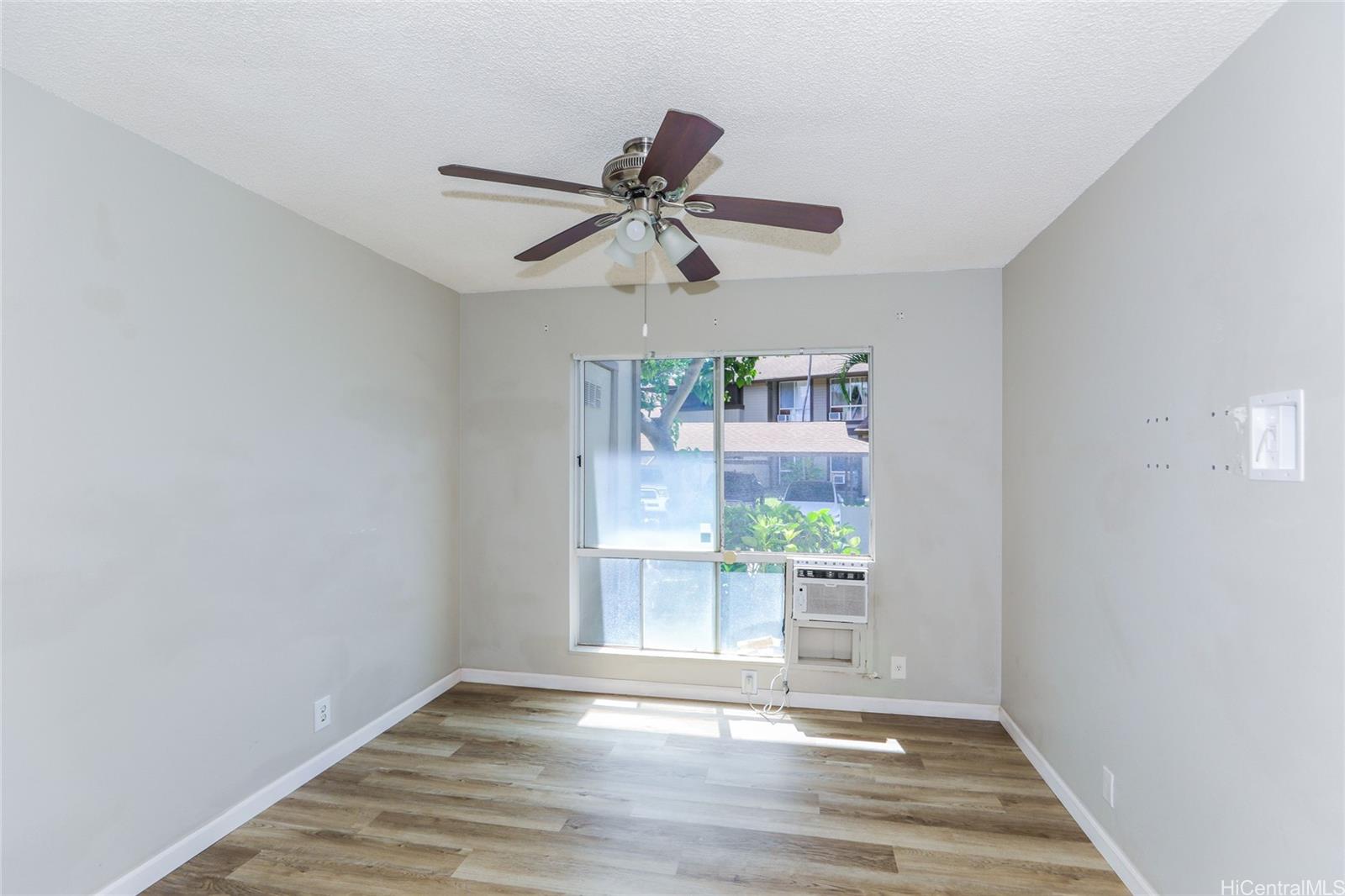 91-1040 Puamaeole Street  Unit 13A