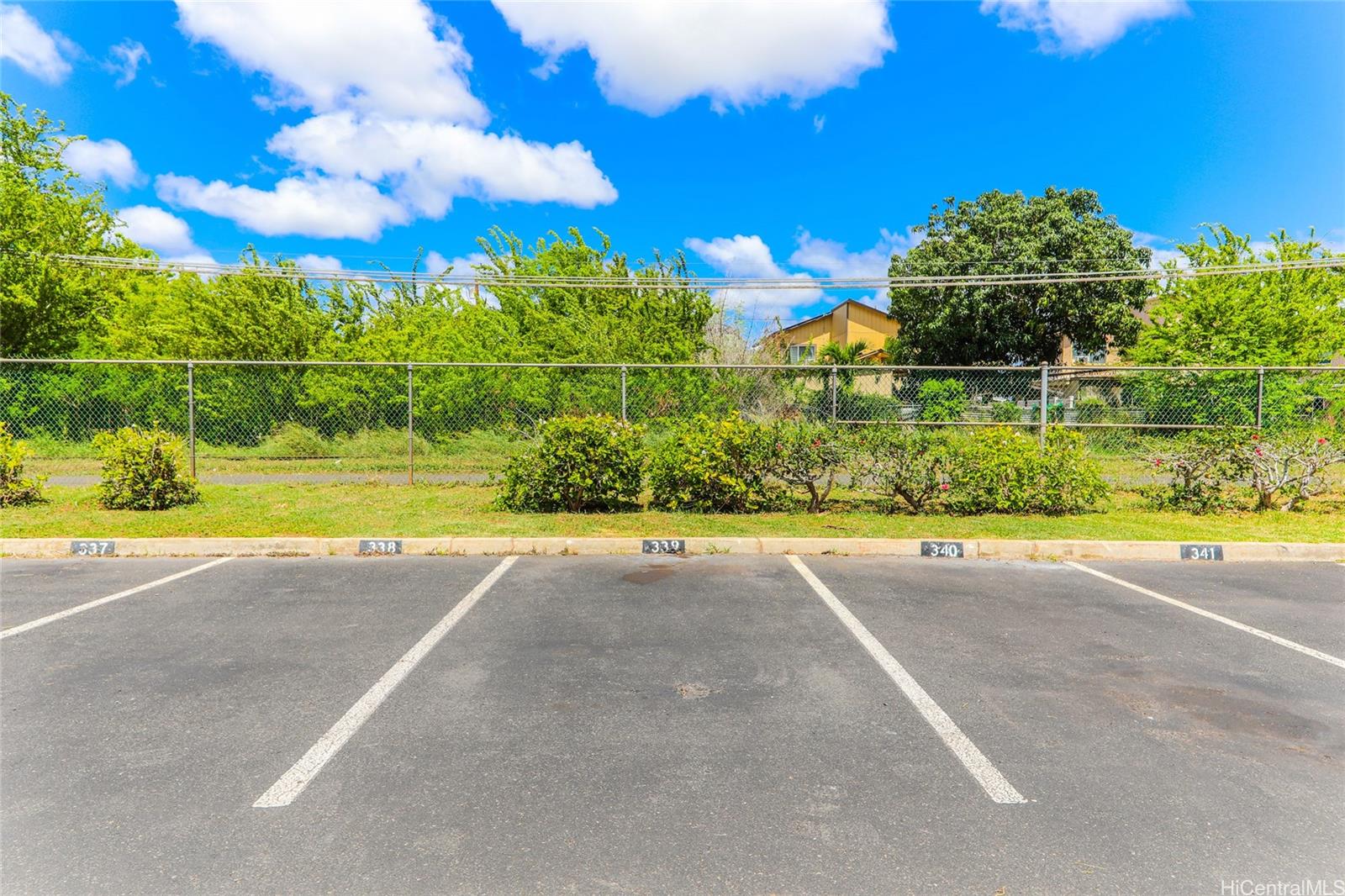 91-1040 Puamaeole Street  Unit 13A
