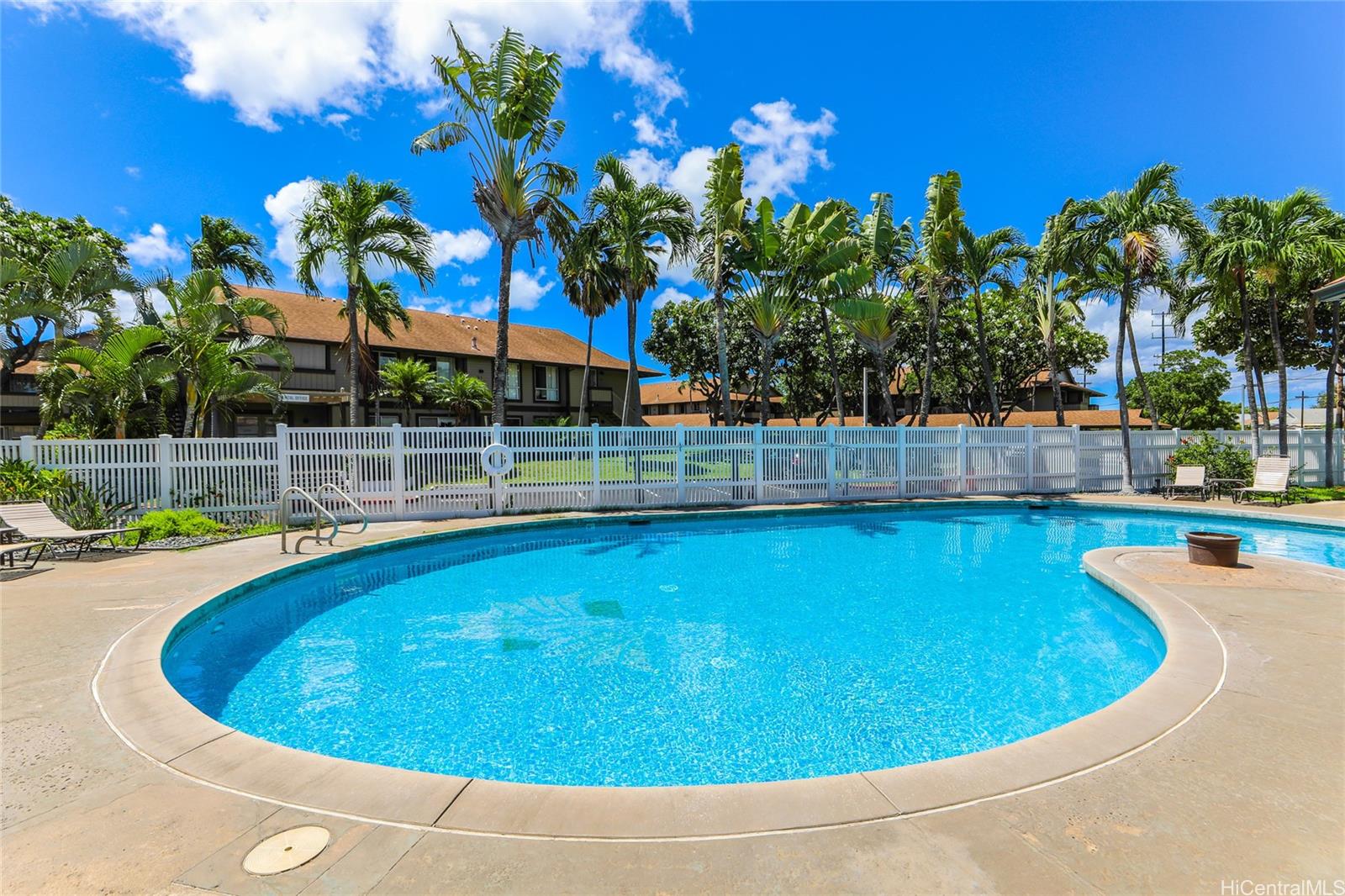 91-1040 Puamaeole Street  Unit 13A