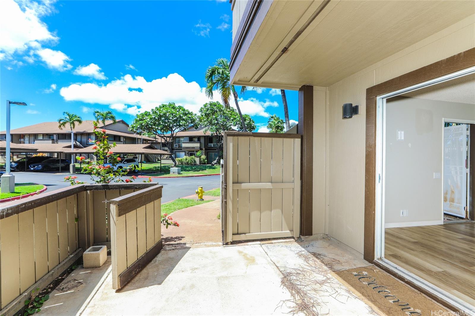 91-1040 Puamaeole Street  Unit 13A