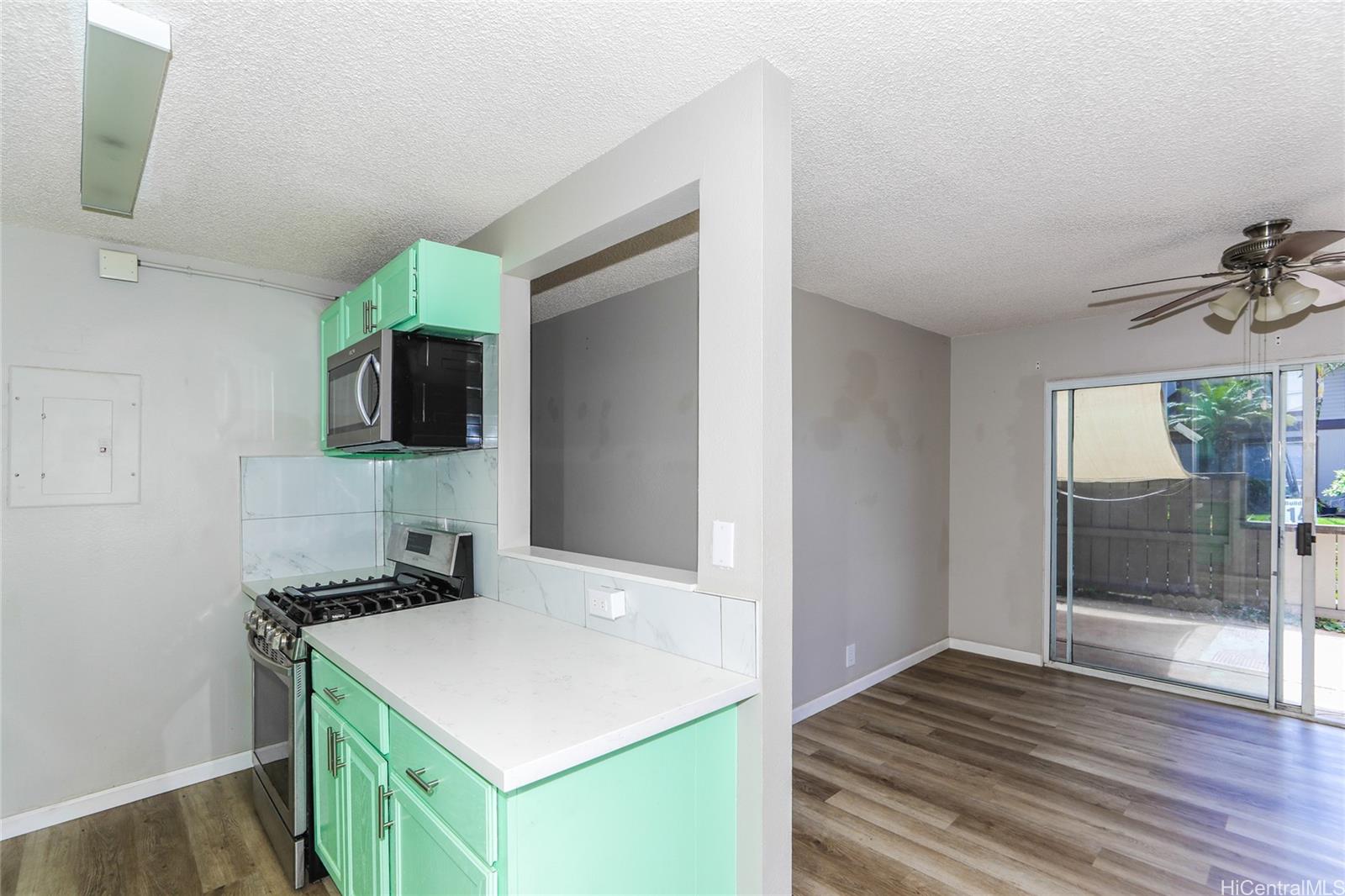 91-1040 Puamaeole Street  Unit 13A