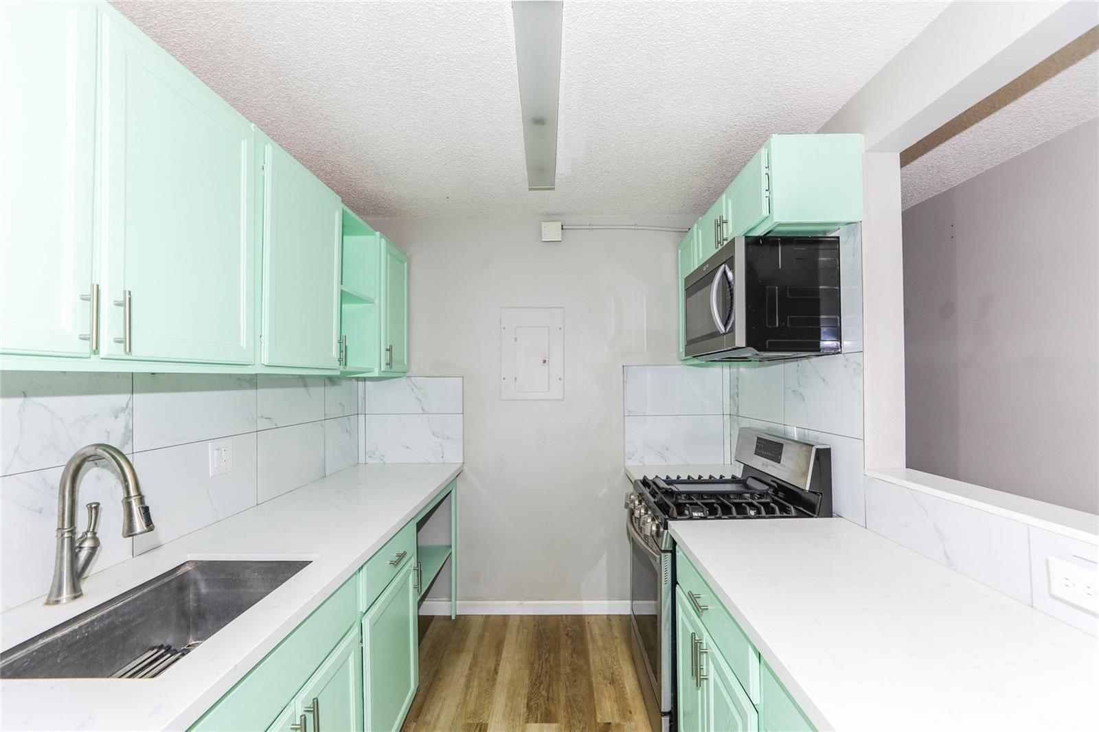 91-1040 Puamaeole Street  Unit 13A