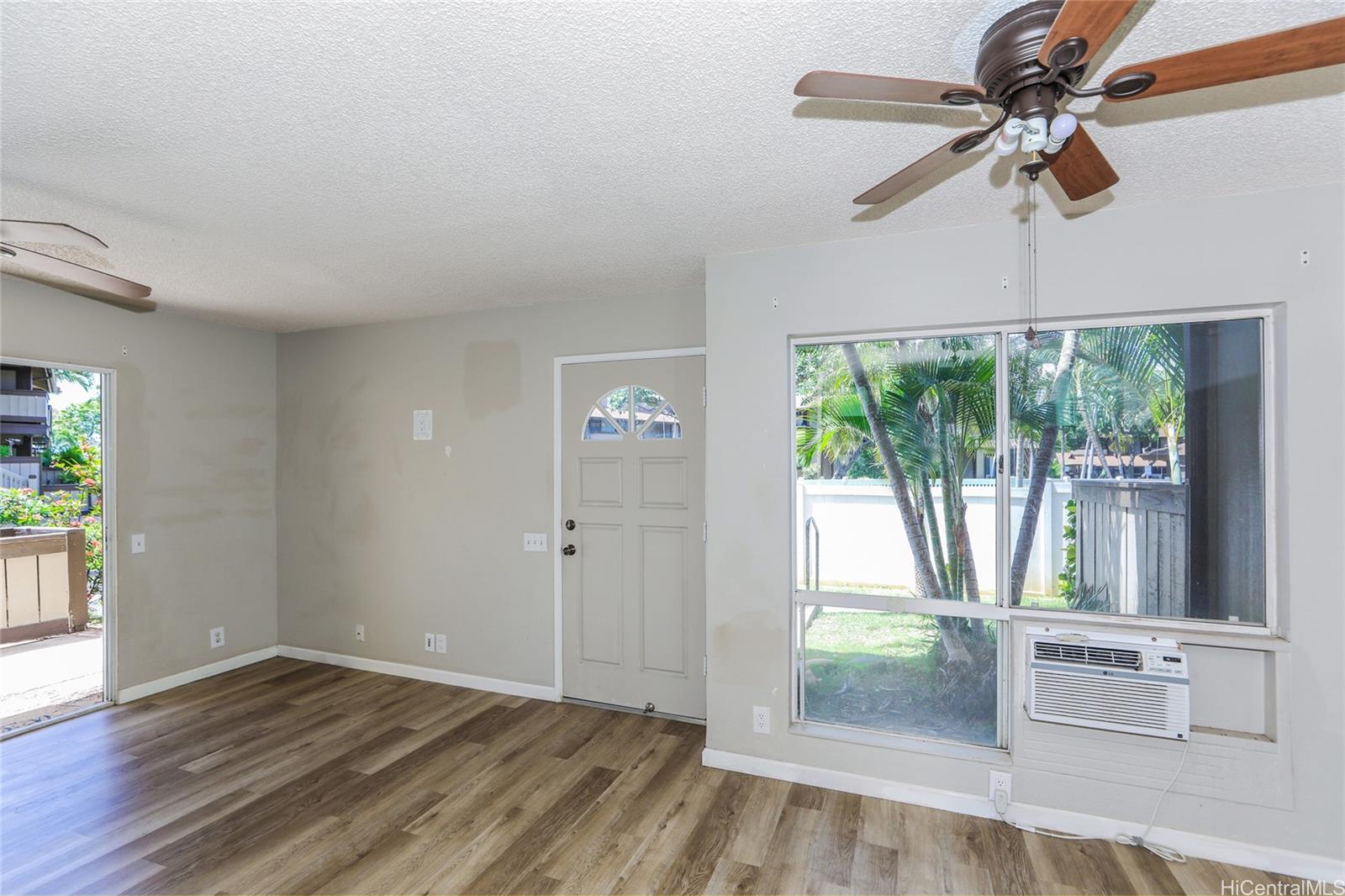 91-1040 Puamaeole Street  Unit 13A