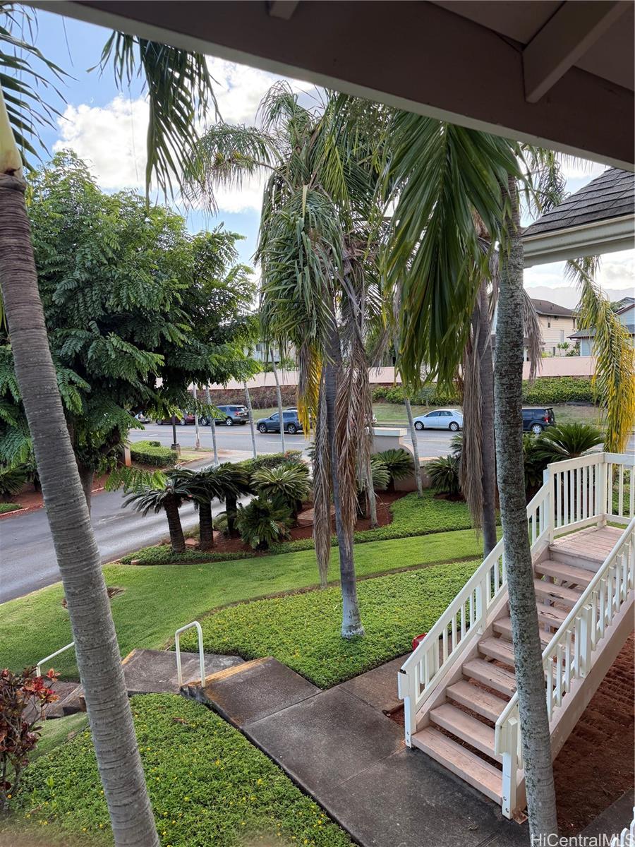Photo 9 of 20
