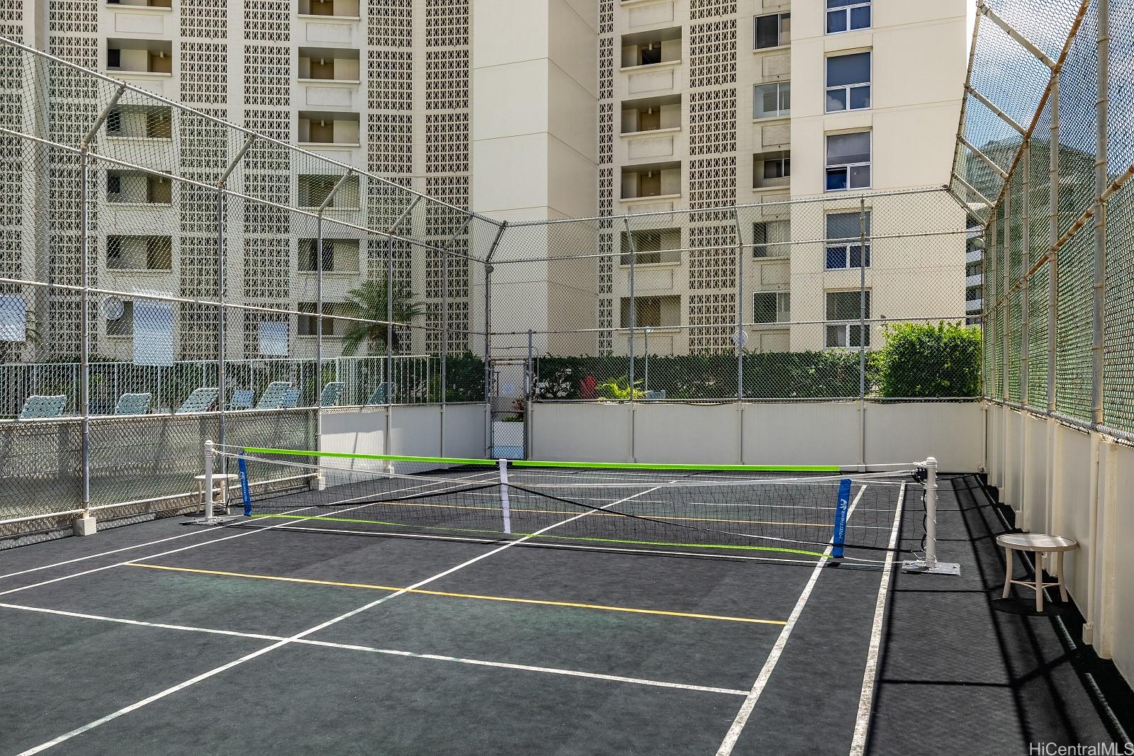 Photo 14 of 16