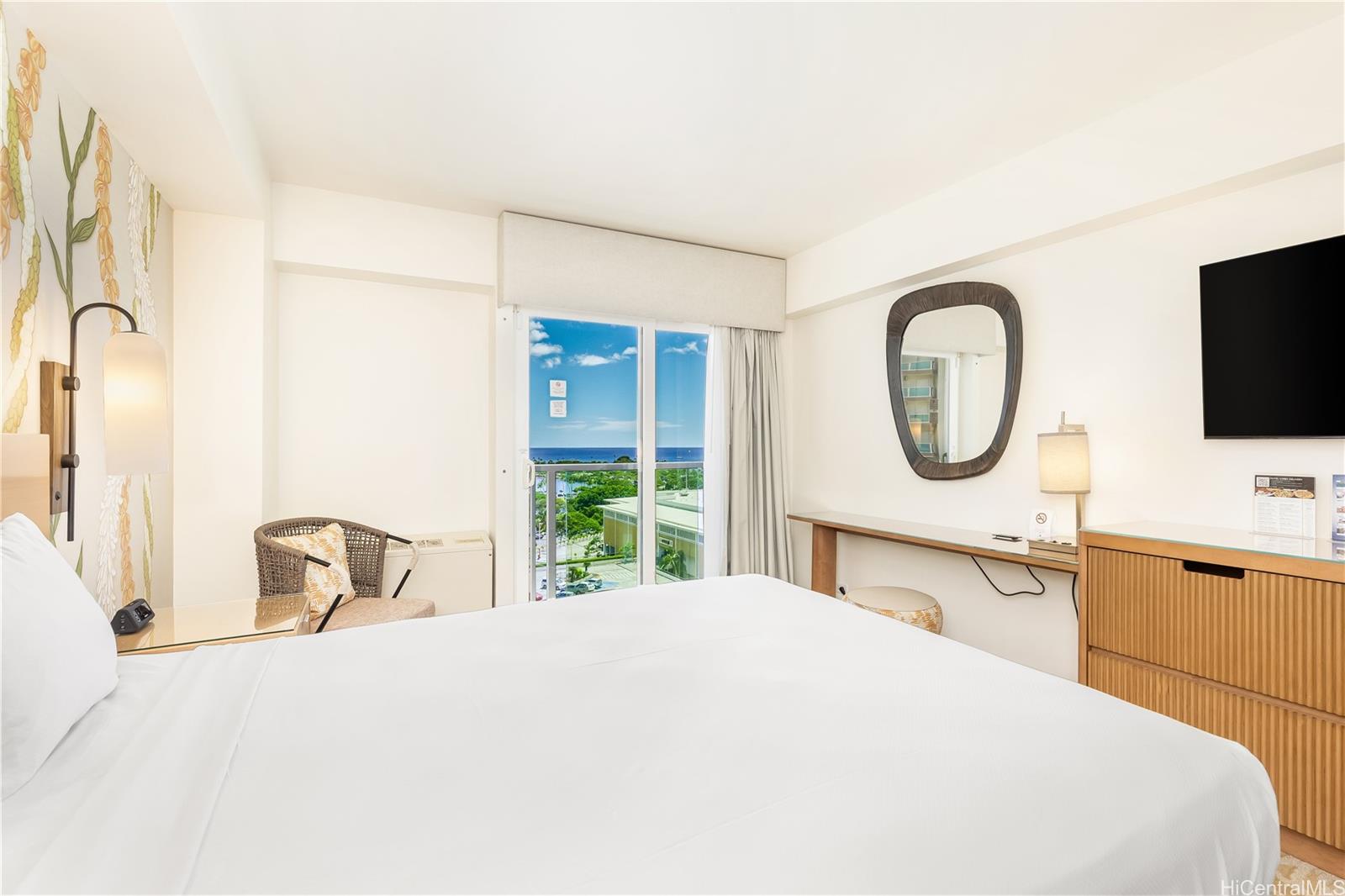 410 Atkinson Drive 1350