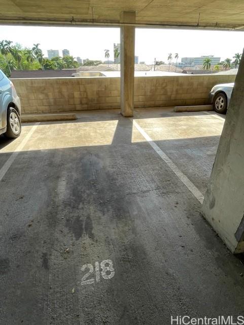 Photo 18 of 25