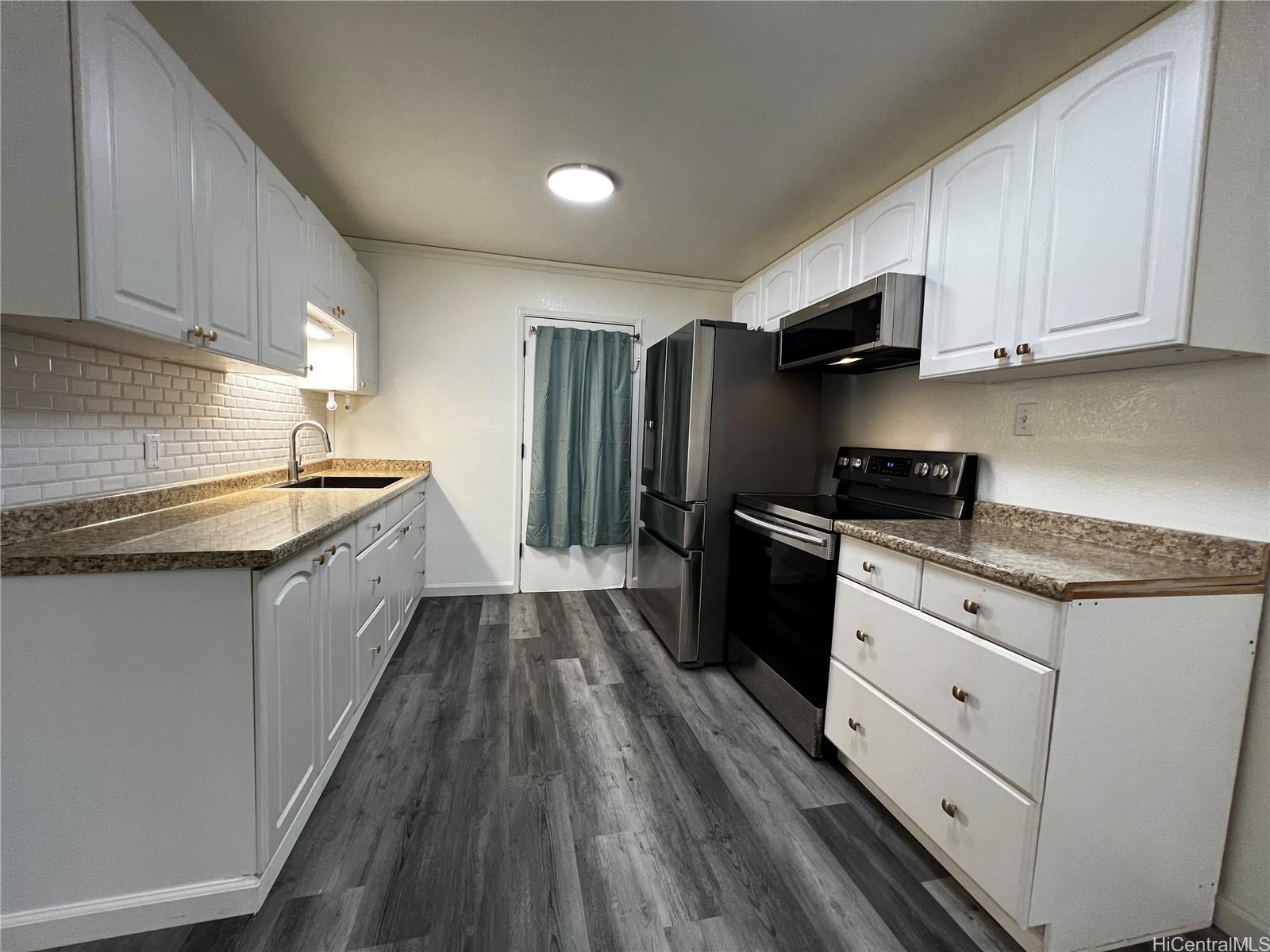98-1274 Hoohiki Place 64
