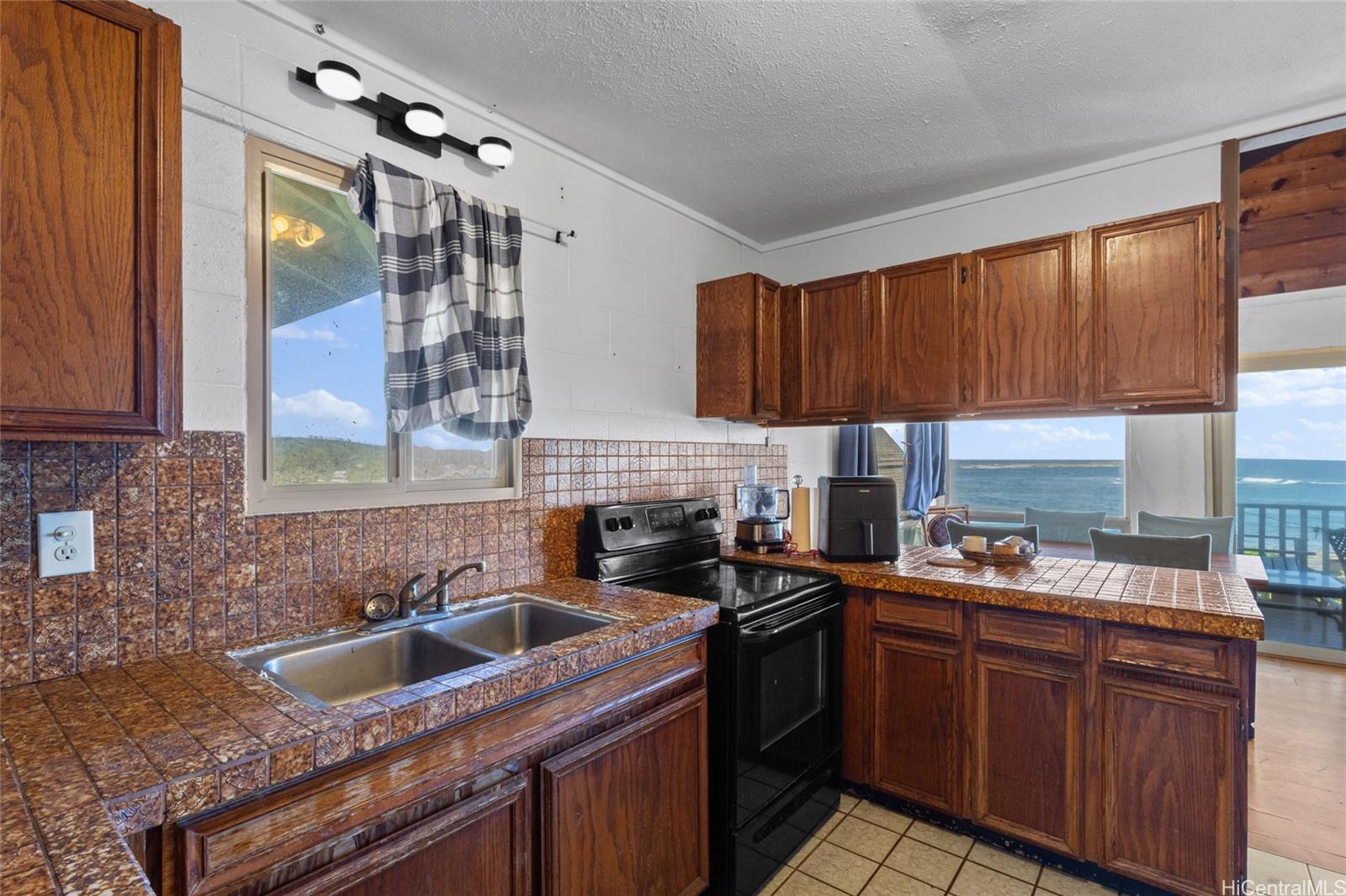 55-121 Naupaka Street  Unit B