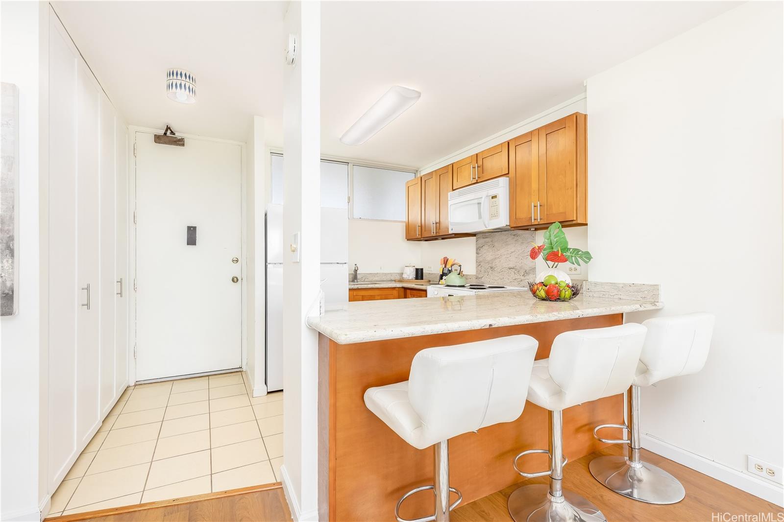 555 University Avenue  Unit 2606