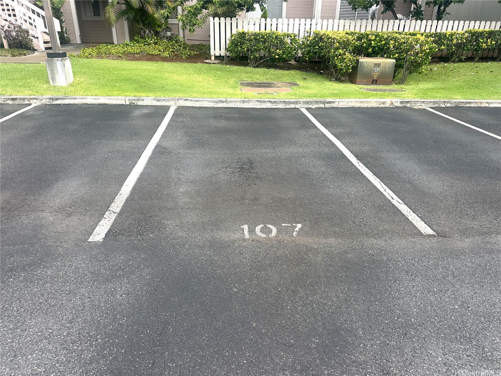 Photo 23 of 25