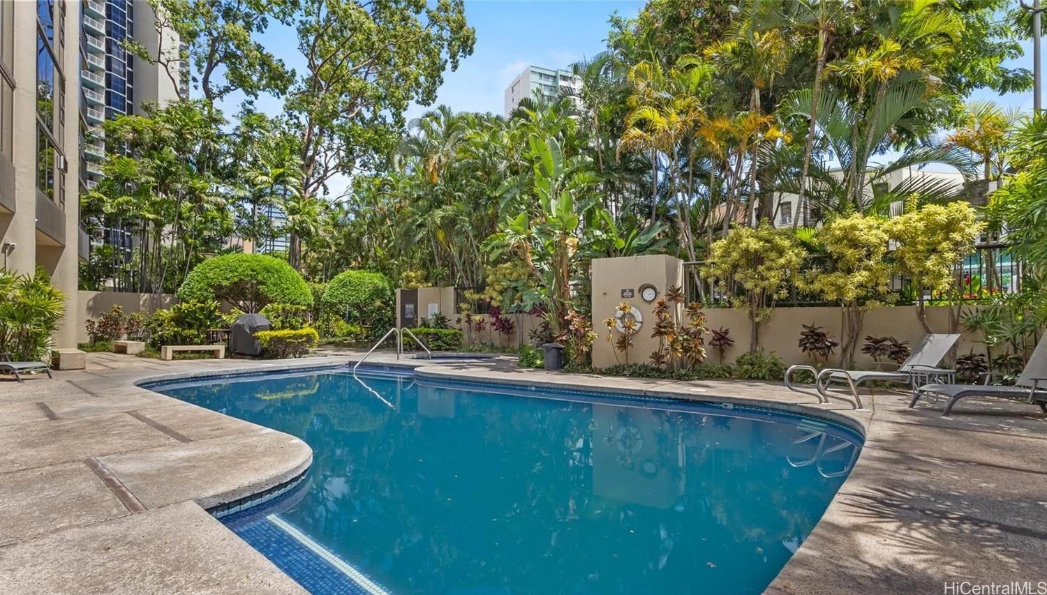 60 N Beretania Street  Unit 3406