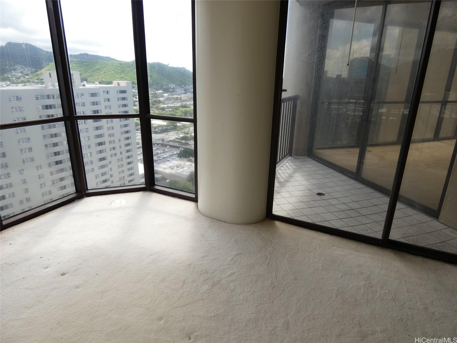 60 N Beretania Street  Unit 3406