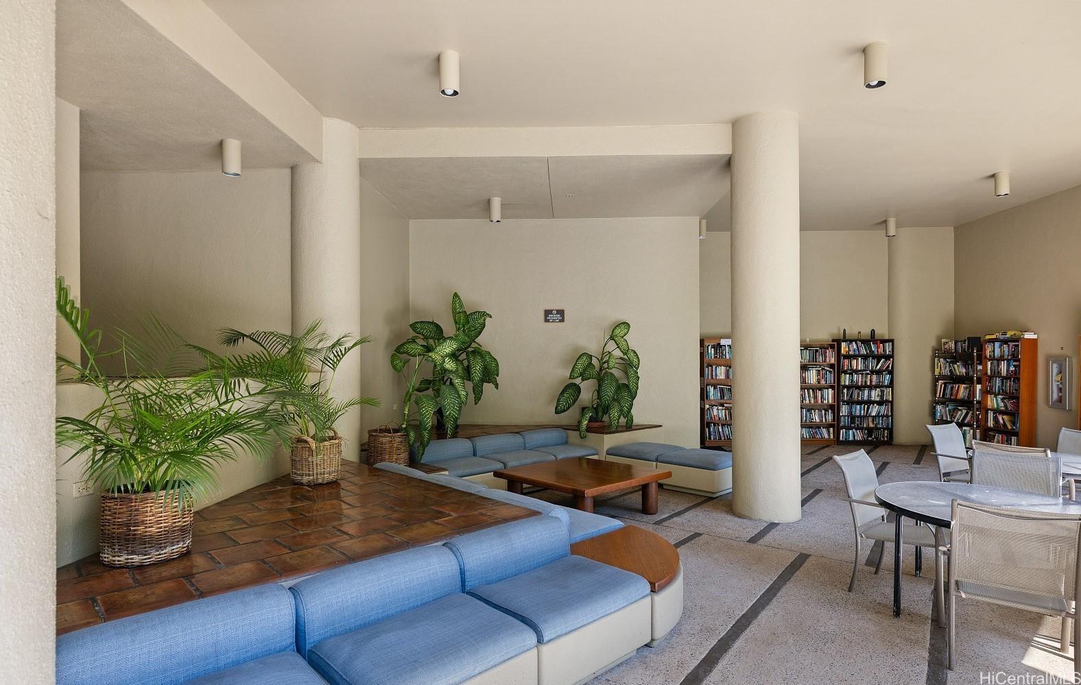 60 N Beretania Street  Unit 3406