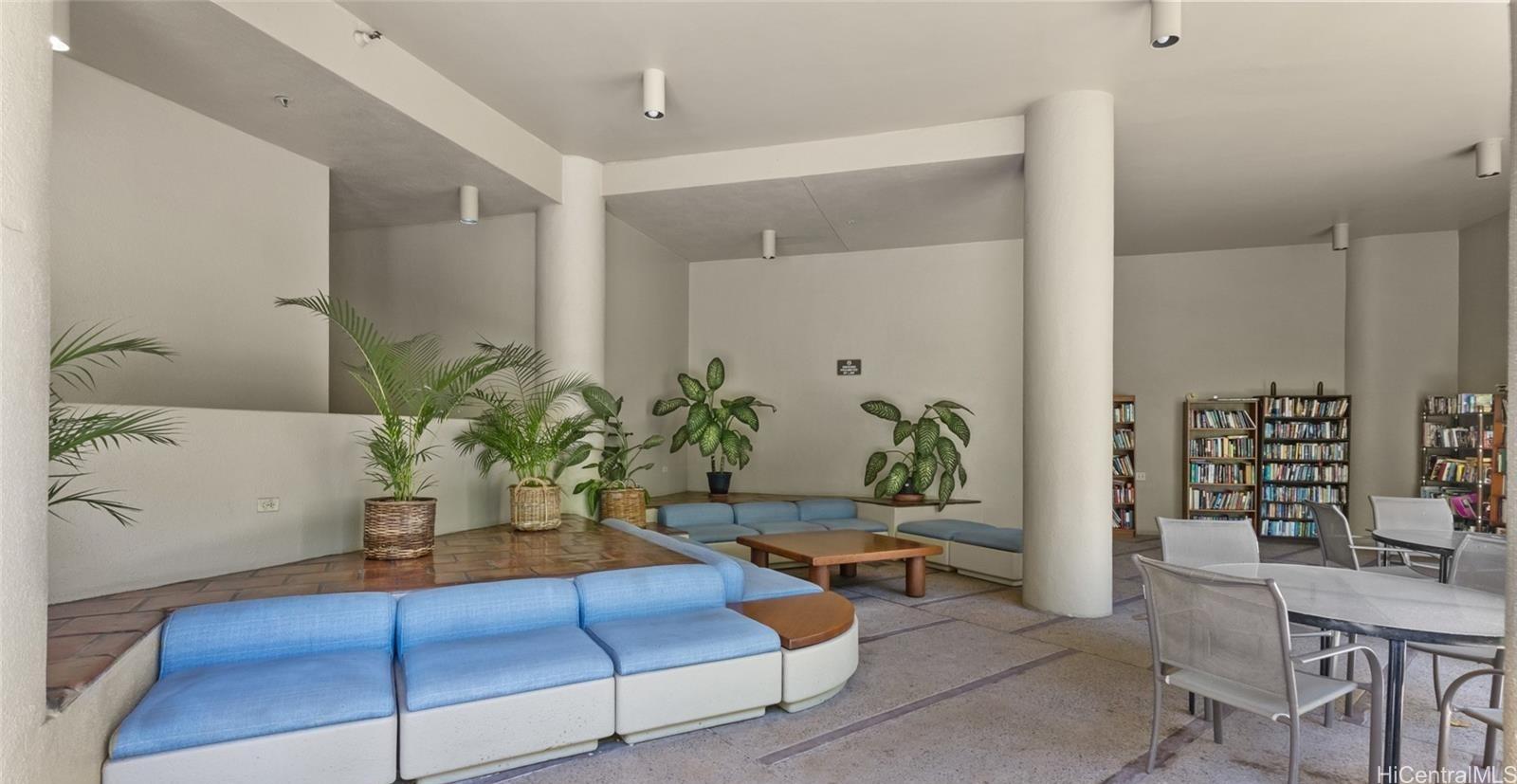 60 N Beretania Street  Unit 3406