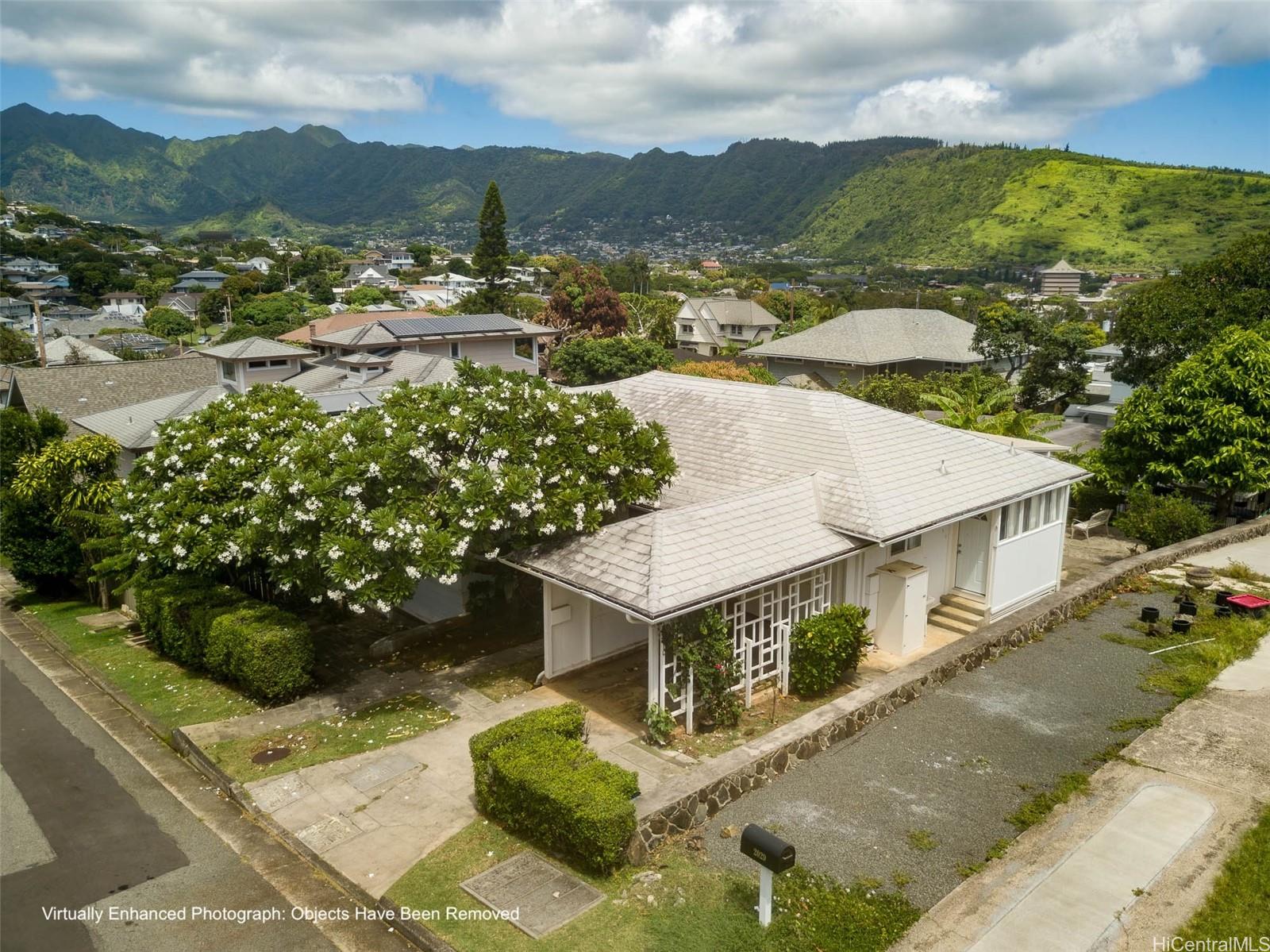 2035 Kakela Drive