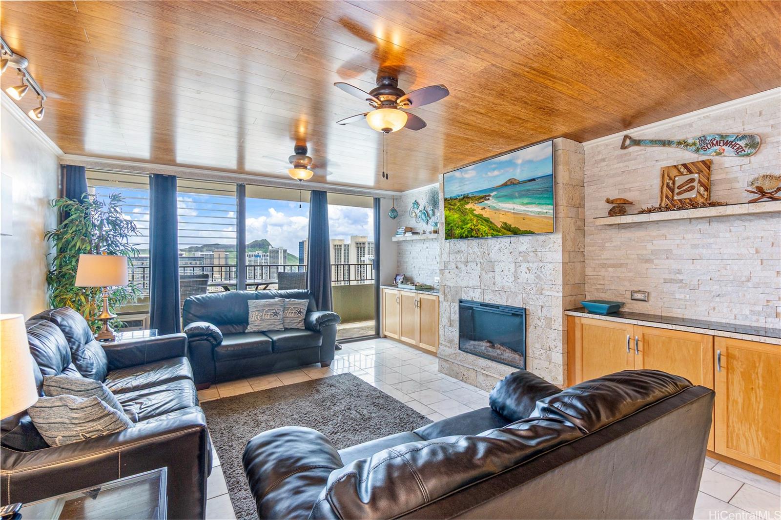 2240 Kuhio Avenue 3203