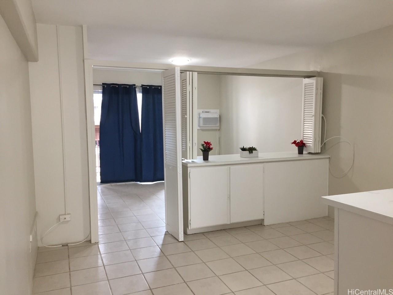 Photo 2 of 11