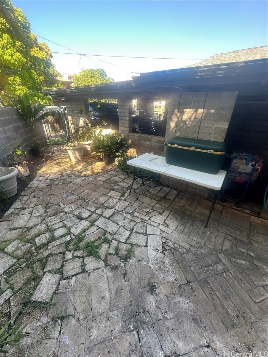 Photo 20 of 25