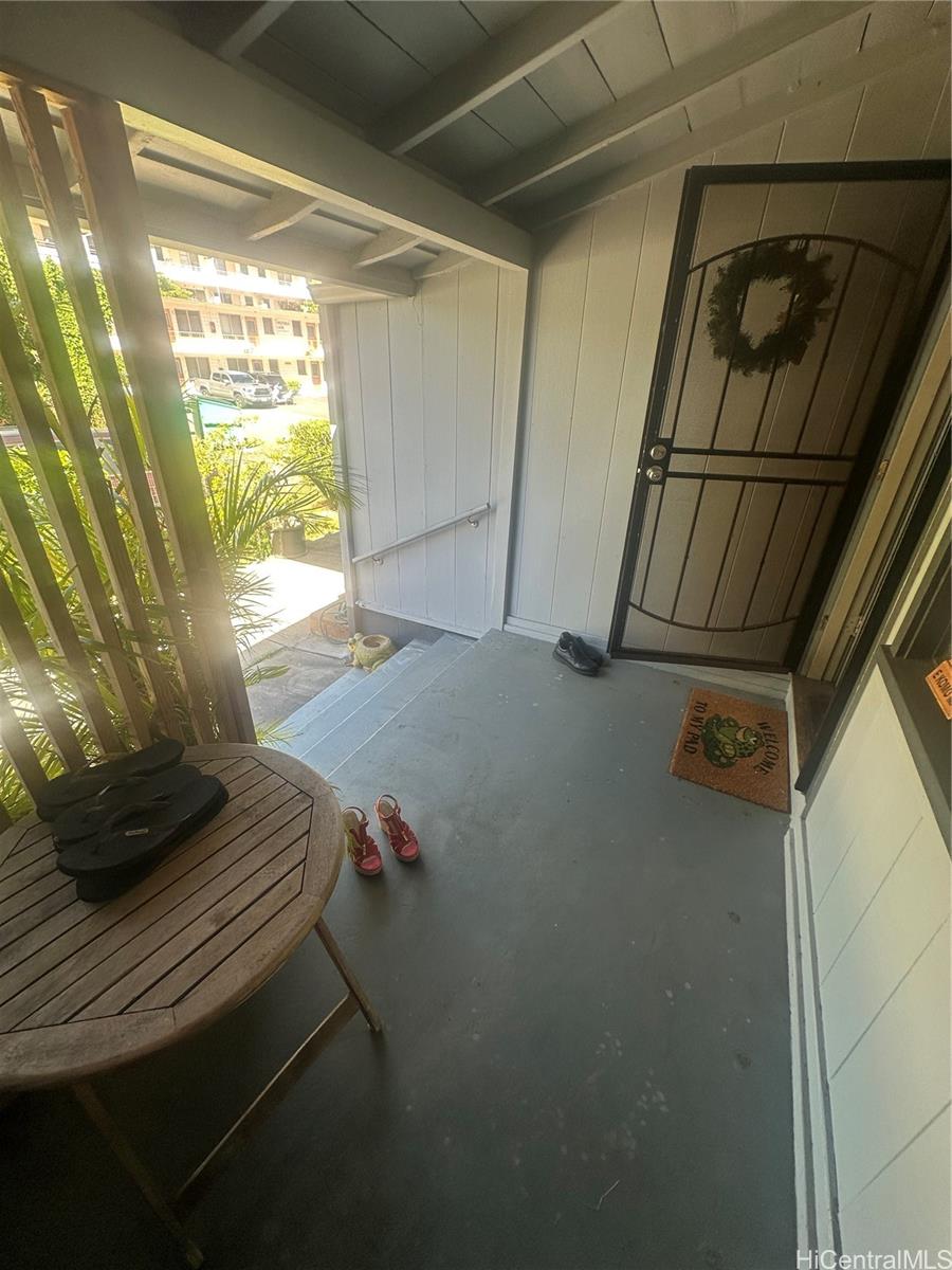 Photo 3 of 25