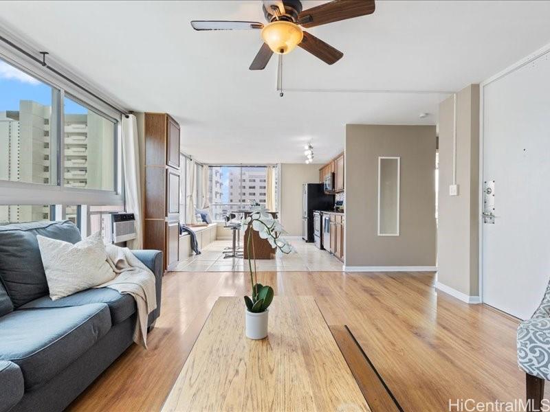 2421 Tusitala Street 1604