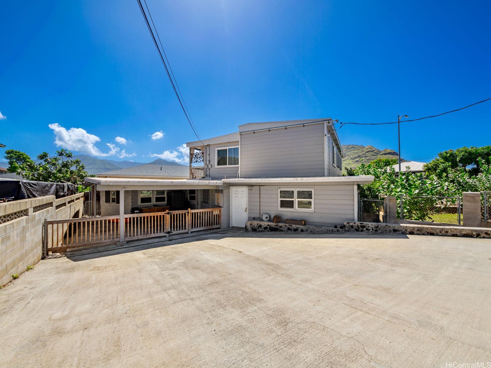 87-636 Farrington Highway