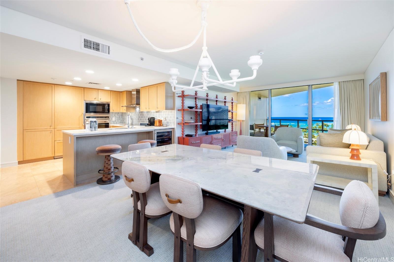 223 Saratoga Road 1215