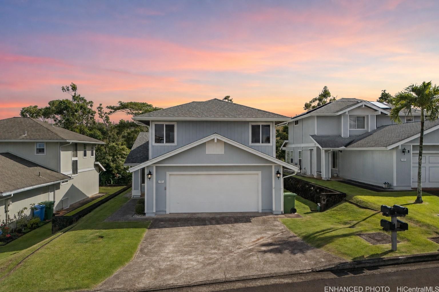 98-2078 Kaahumanu Street E