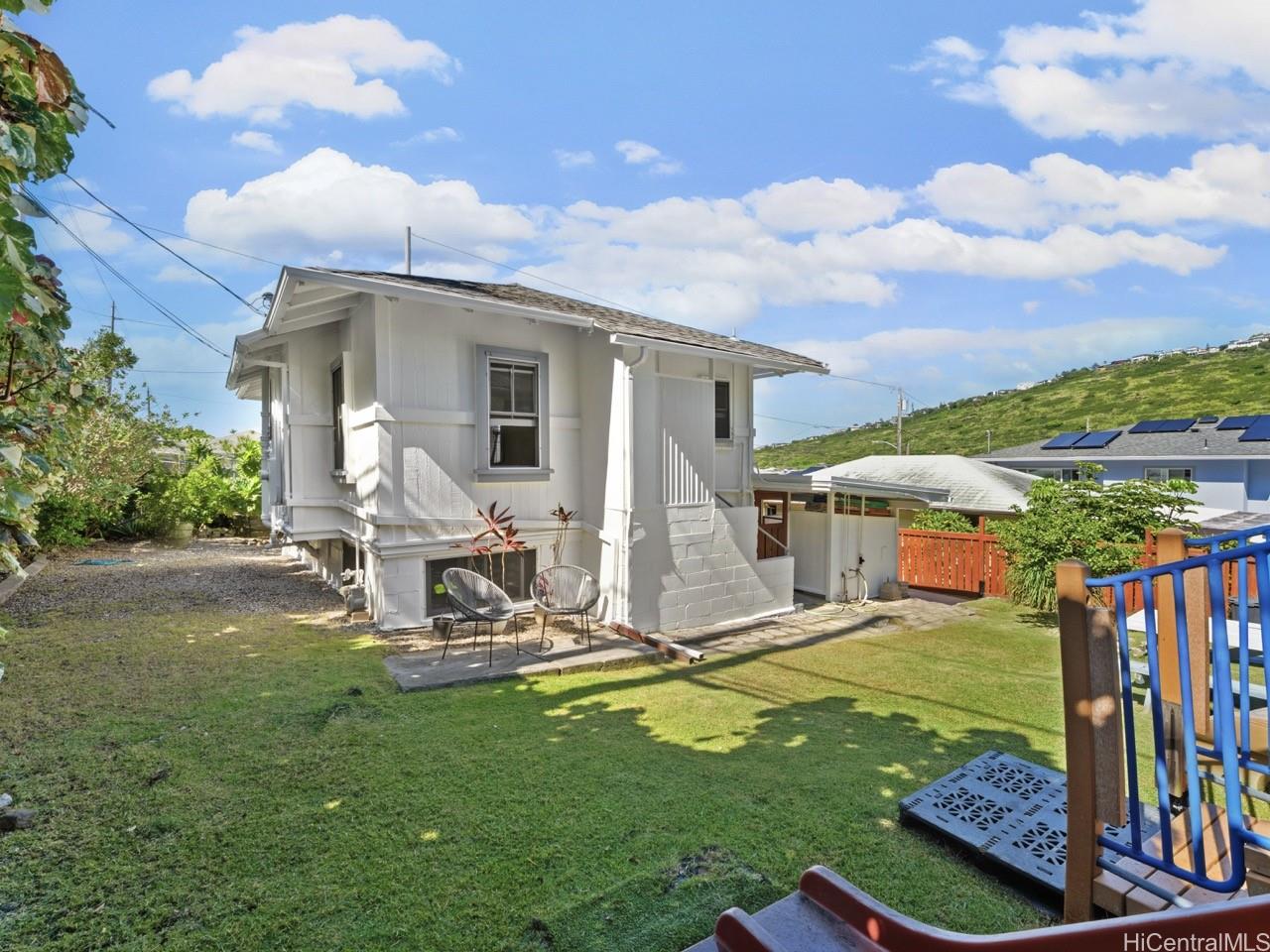 Photo 22 of 25