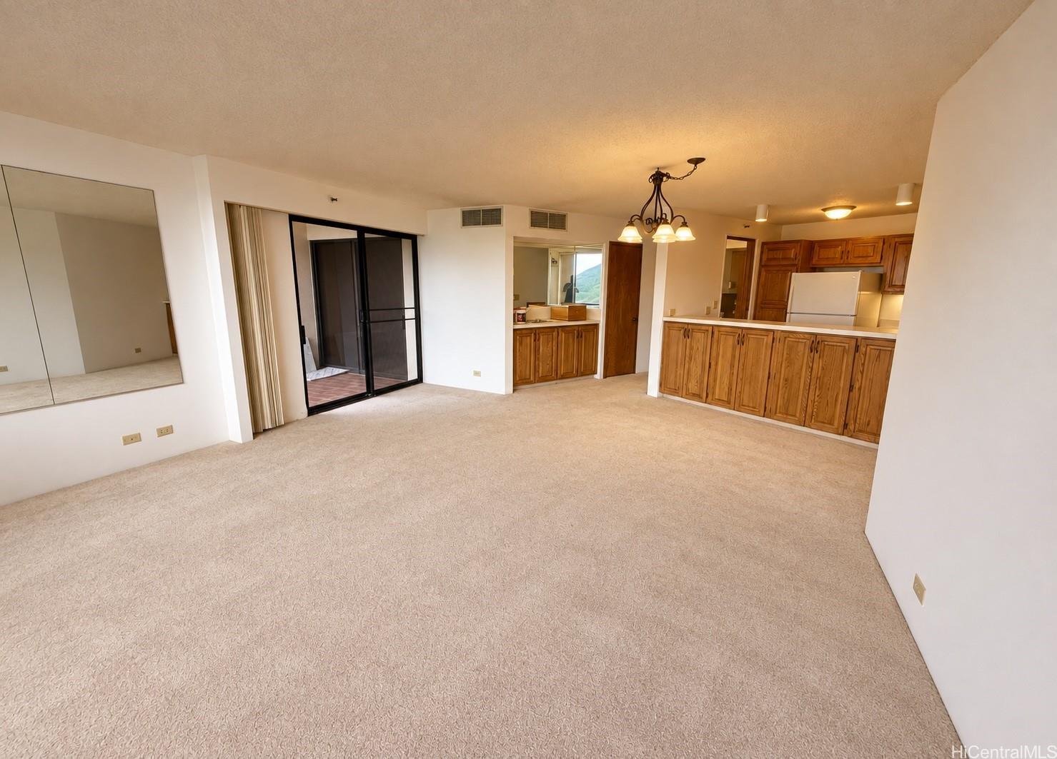 555 Hahaione Street  Unit 9E