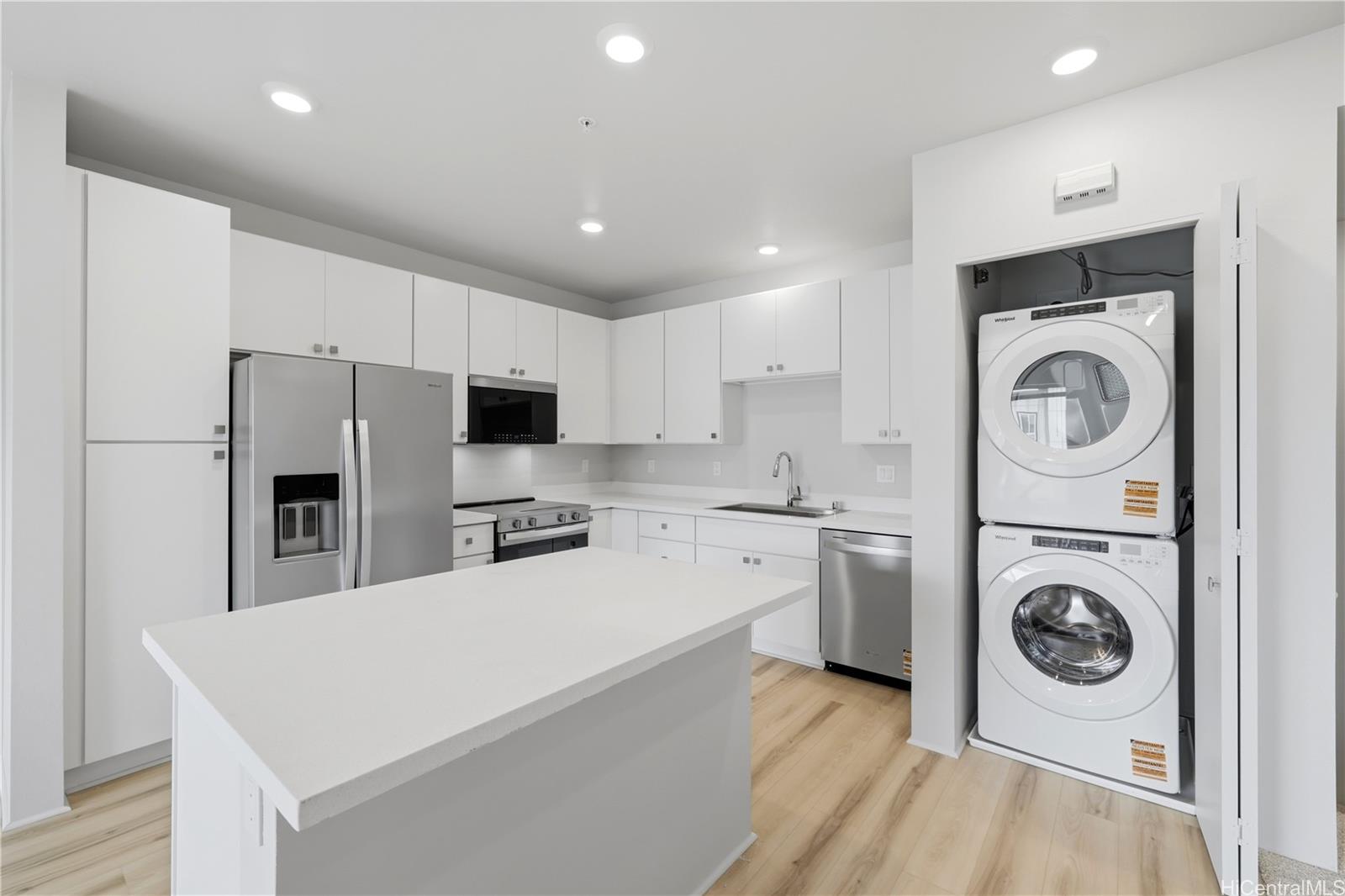 91-3529 Nana Hope Street 2305