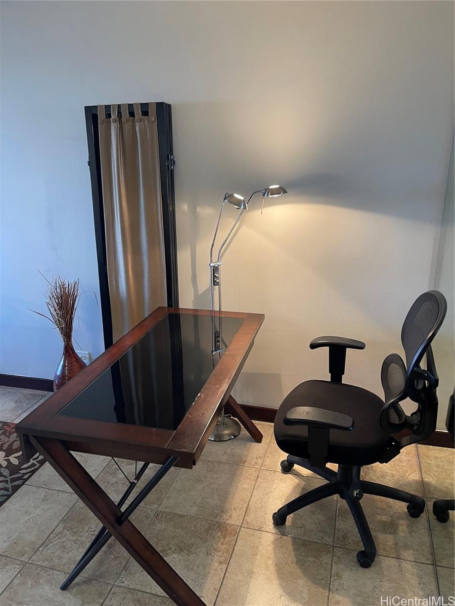 Photo 5 of 25