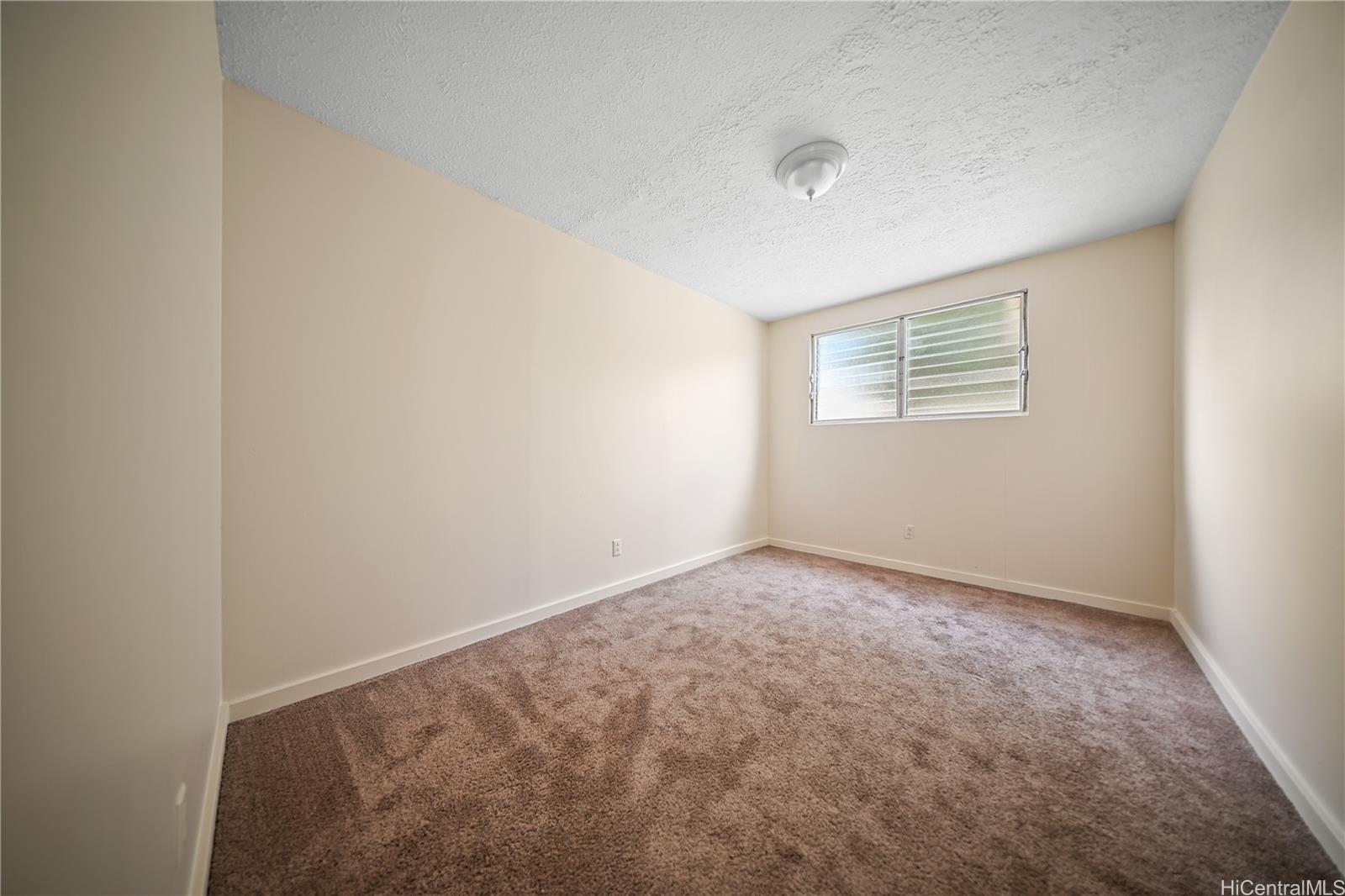 Photo 10 of 21