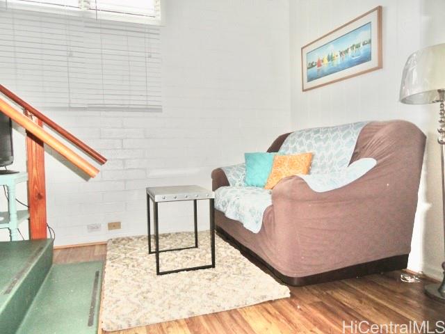 Photo 16 of 24