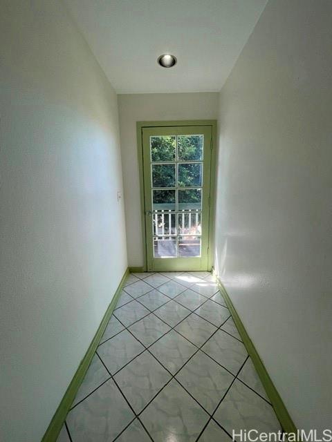 Photo 11 of 21
