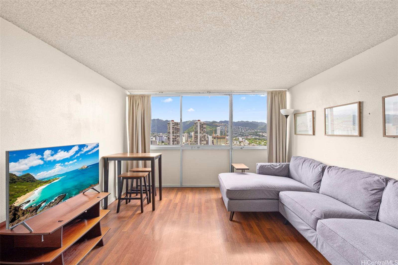 2211 Ala Wai Boulevard 2712
