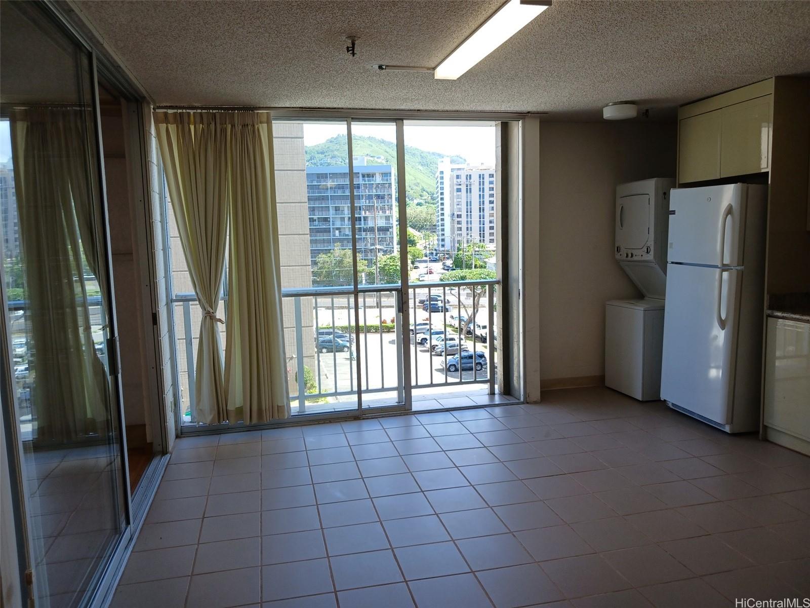 1226 Alexander Street  Unit 607