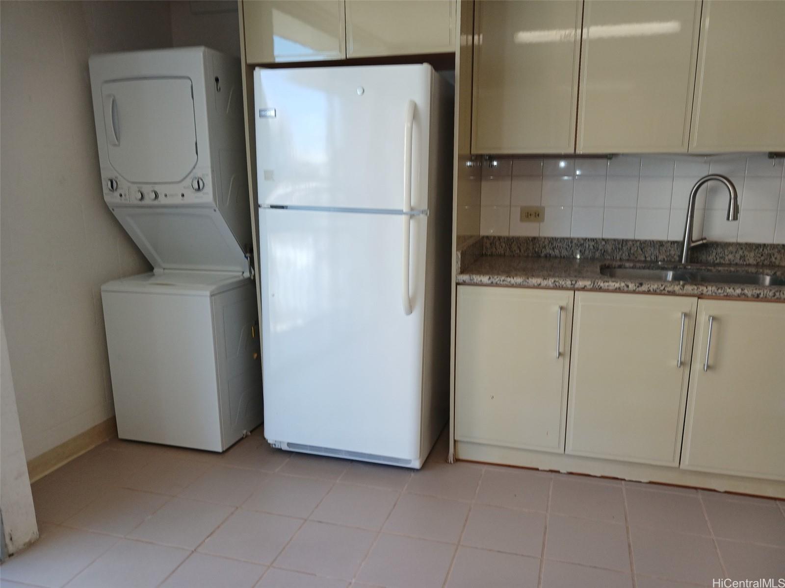 1226 Alexander Street  Unit 607