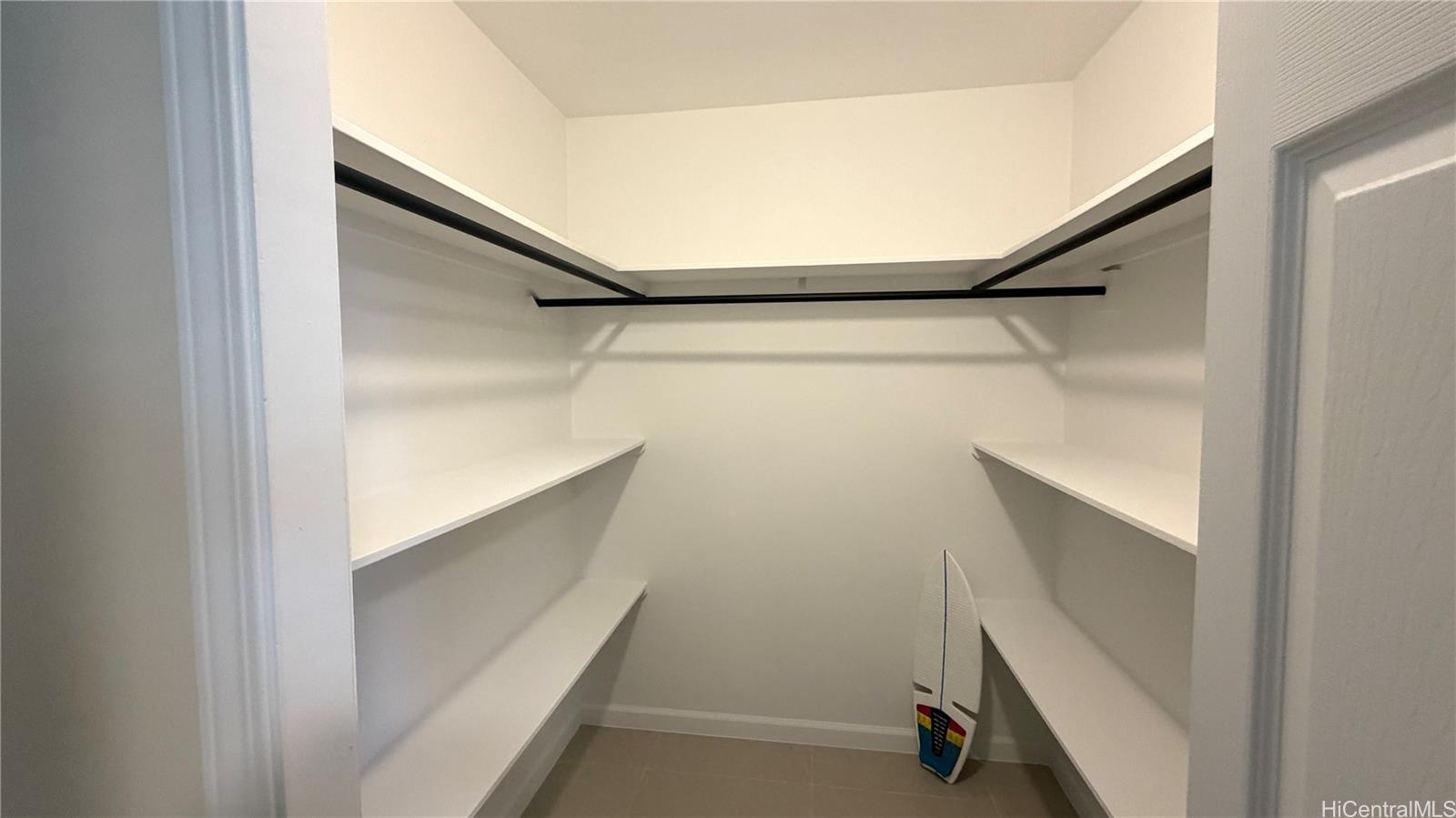 Photo 20 of 25