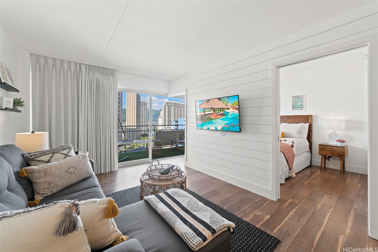 1777 Ala Moana Boulevard 1619