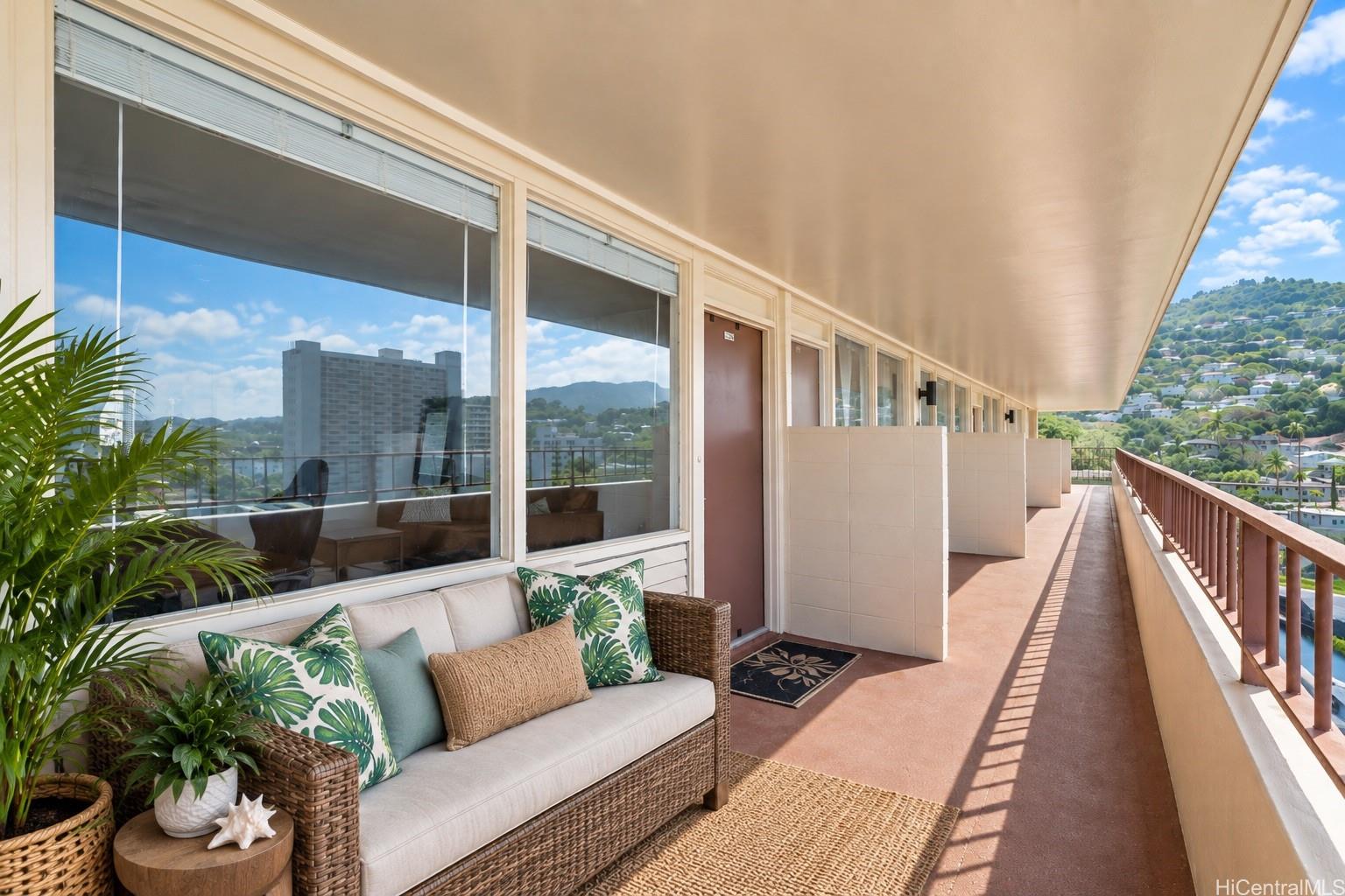 1710 Makiki Street  Unit 1005