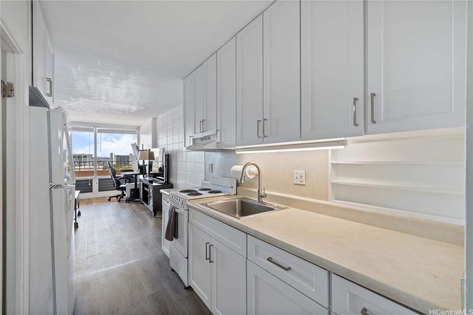 1710 Makiki Street  Unit 1005