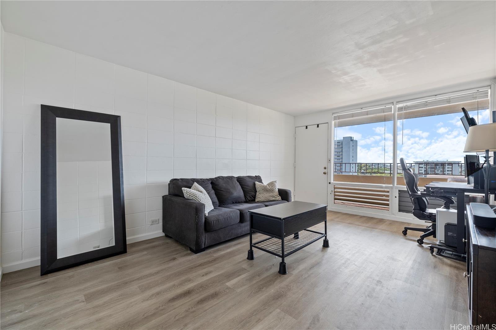 1710 Makiki Street  Unit 1005